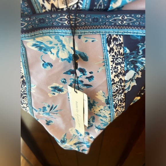 NANETTE LEPORE Lavender Trails Priya Plunge Swimsuit NEW WITH TAG SIZE:4 - Picture 7 of 13